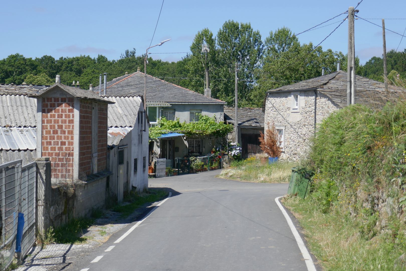 Manjše vasice ob poti