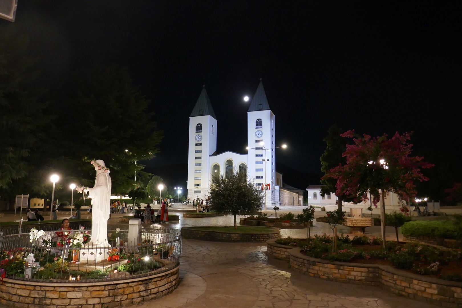 8. 8. D. Odhod na Križevec