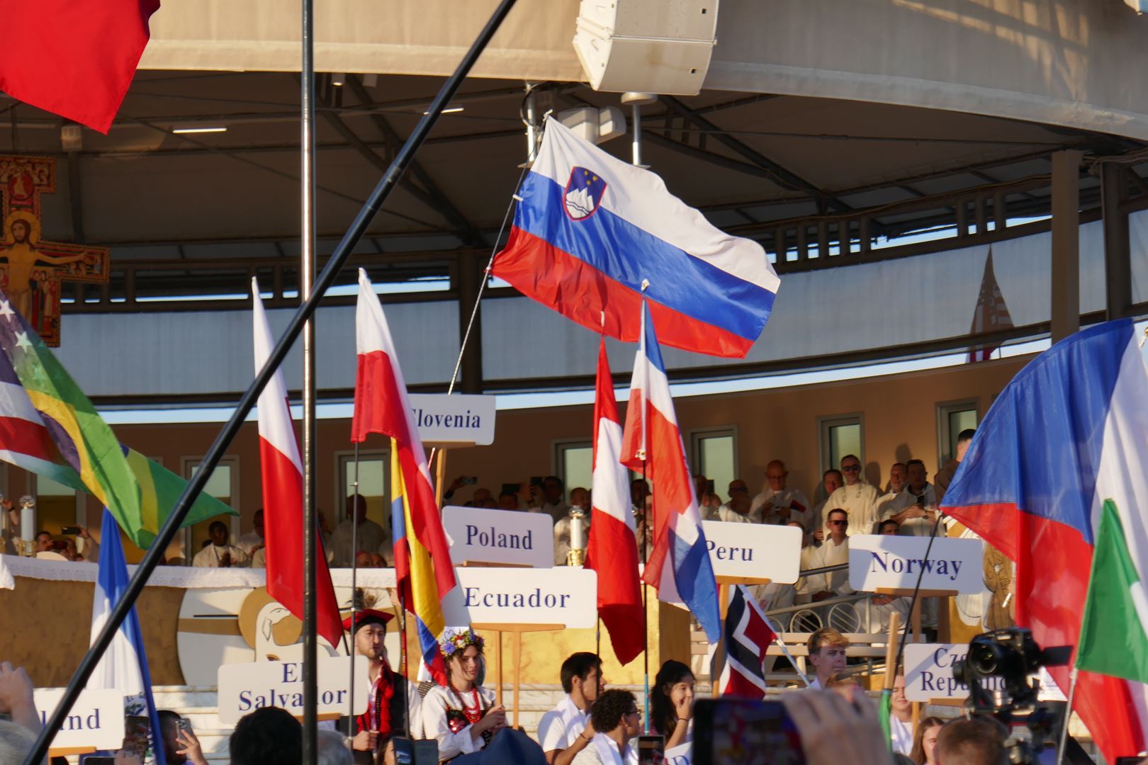 4. 8. P. Predstavitev skupin
